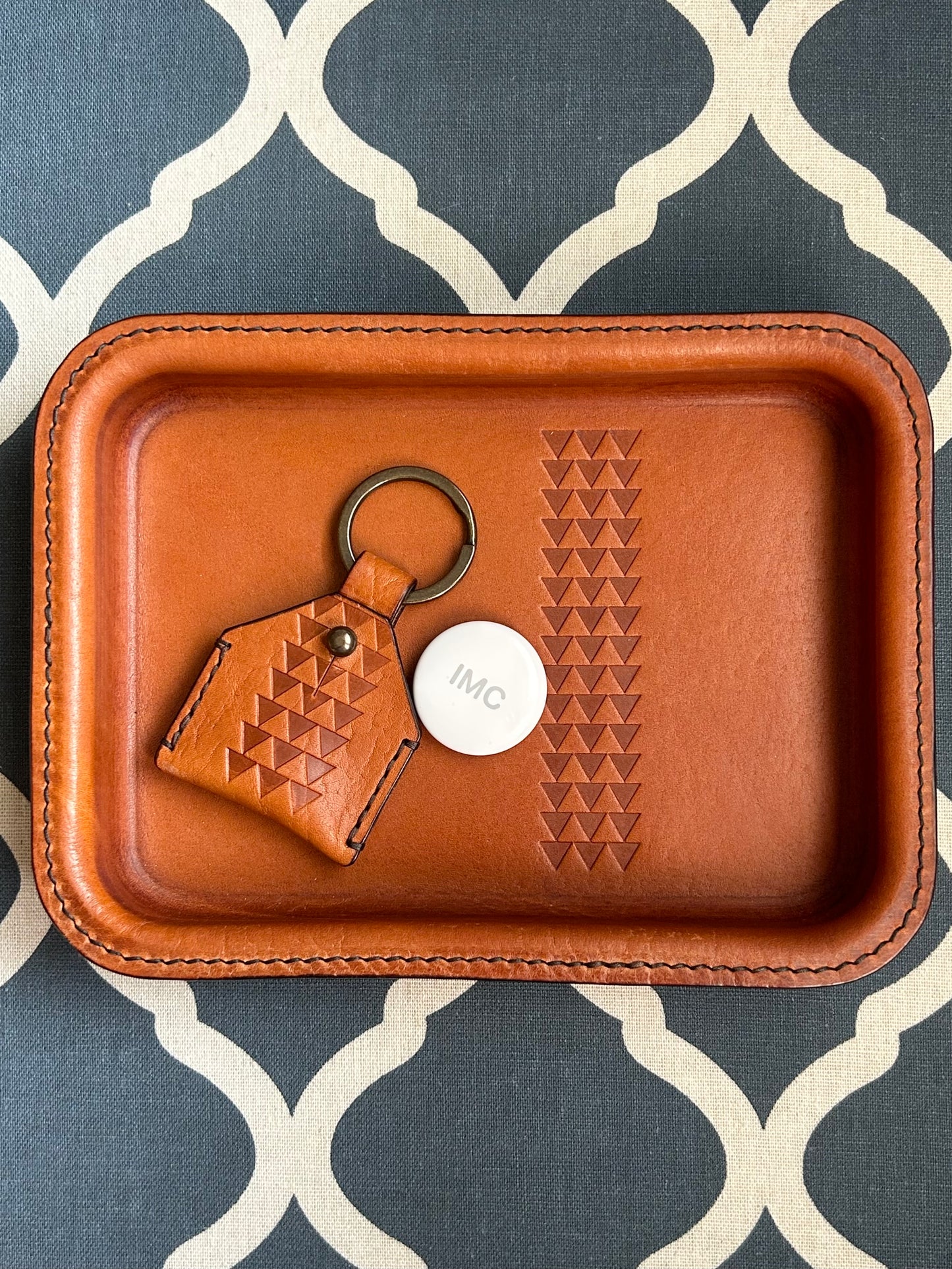 Keychain Holder Compatible with Apple AirTag