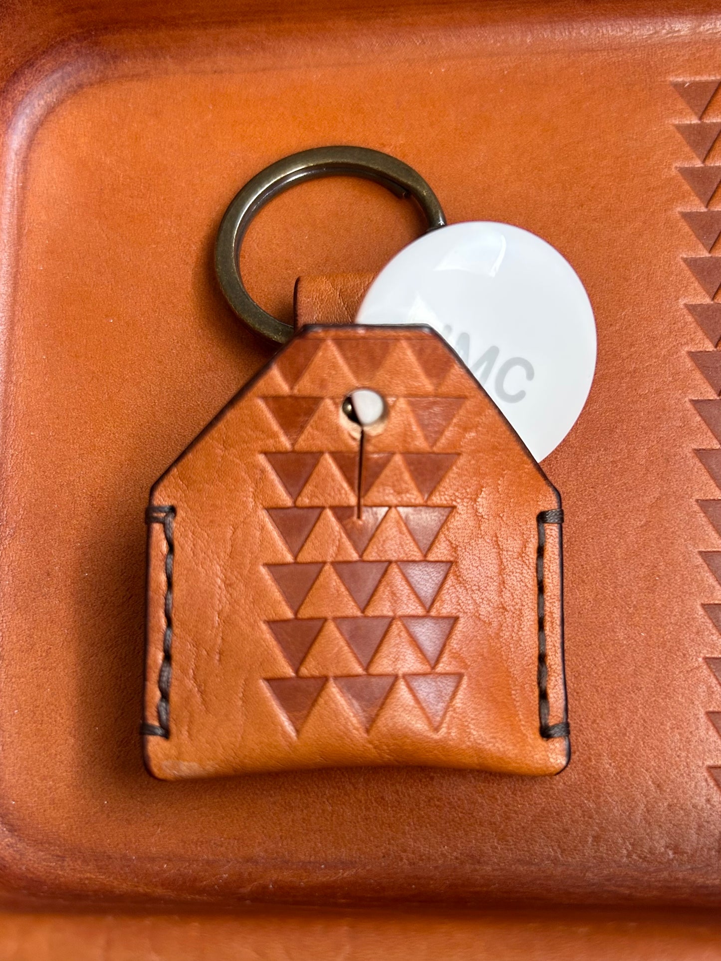 Keychain Holder Compatible with Apple AirTag