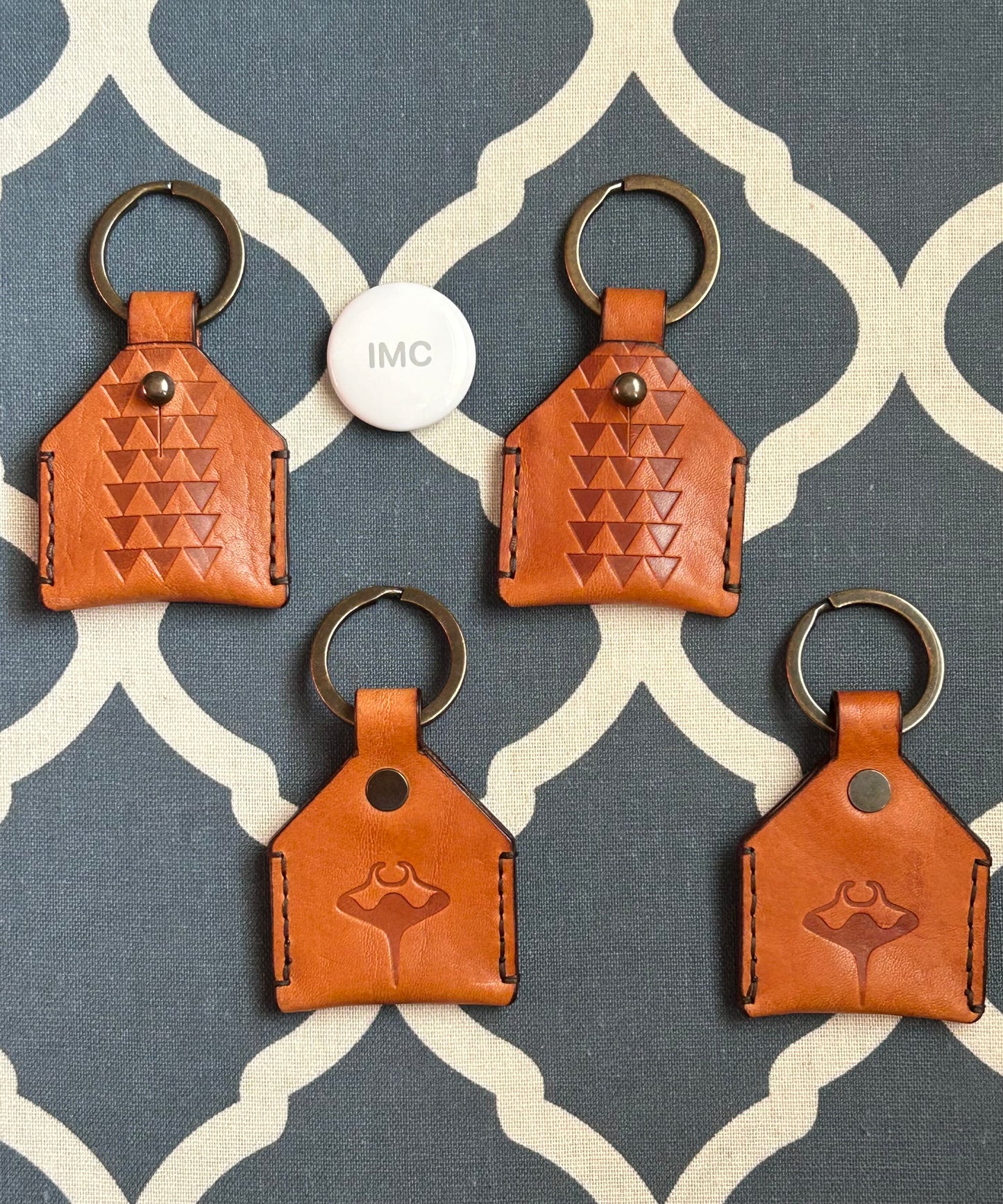 Keychain Holder Compatible with Apple AirTag